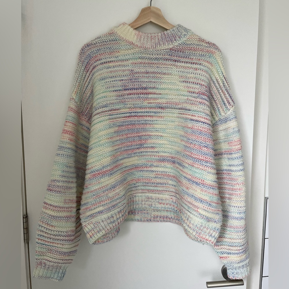 Pastel Striped Women's Crew Neck Sweater